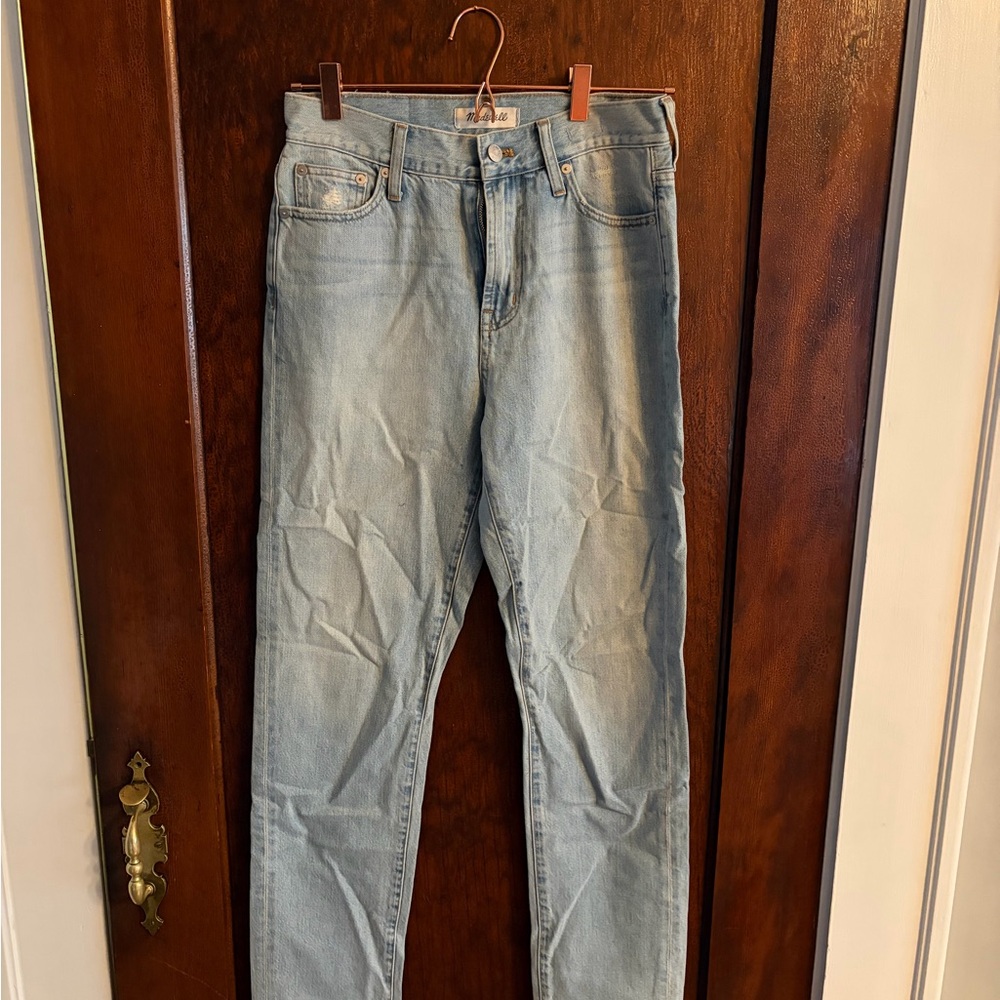 Madewell Woman’s Perfect Summer Jean Straight Jeans in Soft Blue